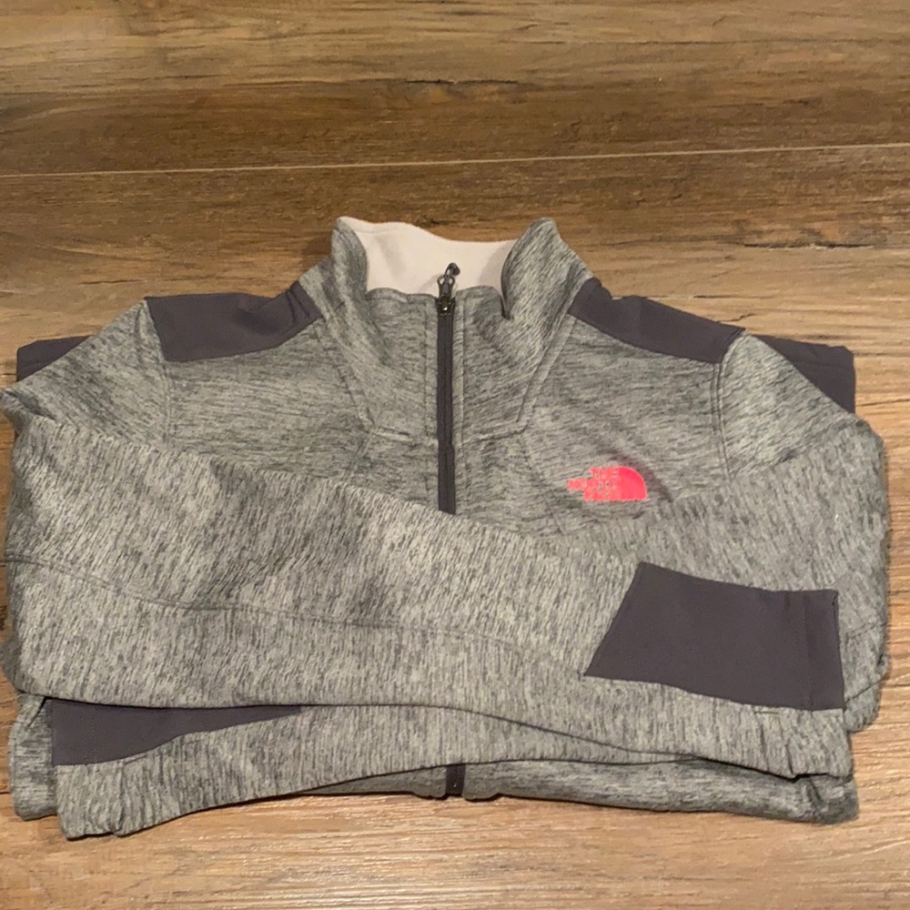 north face zip up!